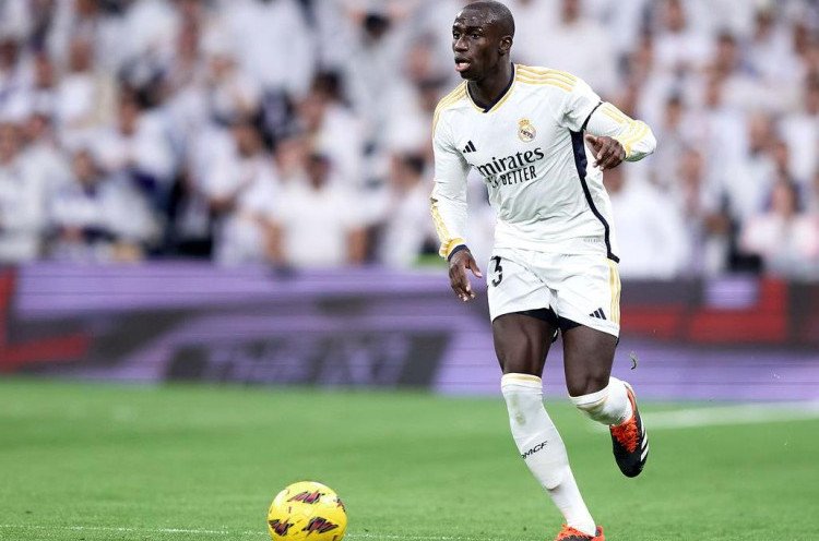 Ferland Mendy Hengkang jika Real Madrid Rekrut Alphonso Davies