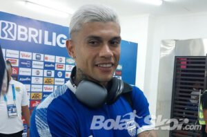 Ciro Alves Berkomitmen Terus Berkorban untuk Persib, Target Juara Dicanangkan