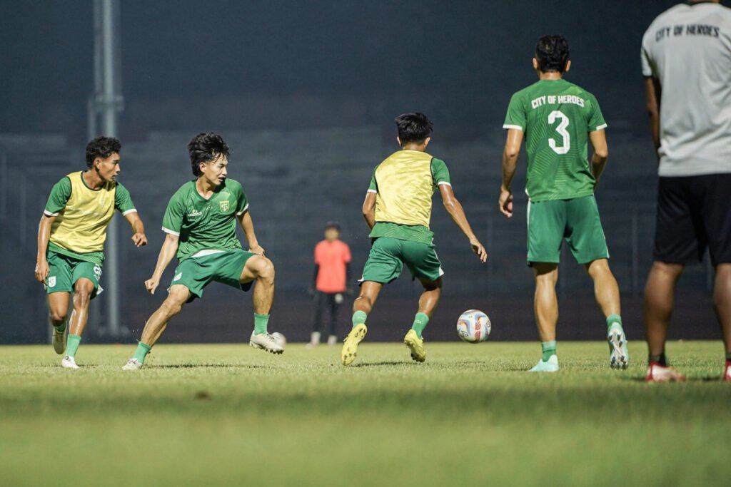 Anniversary Game Persebaya Surabaya Lawan Sesama Tim Jawa Timur