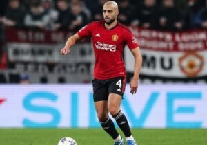 Masa Depan Sofyan Amrabat di Manchester United Tergantung Nasib Erik ten Hag