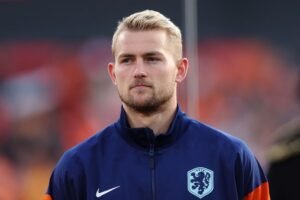 Suporter Bayern Munchen Bikin Petisi, Transfer Matthijs De Ligt ke Manchester United Terancam Gagal