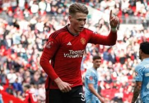 Napoli Inginkan Scott McTominay