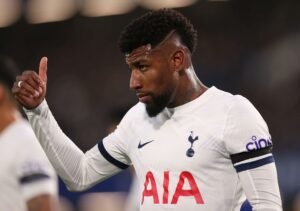 AC Milan Rekrut Bek Kanan Tottenham Hotspur