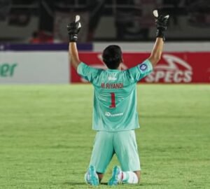 Banjir Pemain Asing, Kiper Timnas Indonesia Sebut Liga 1 Sulit Diprediksi