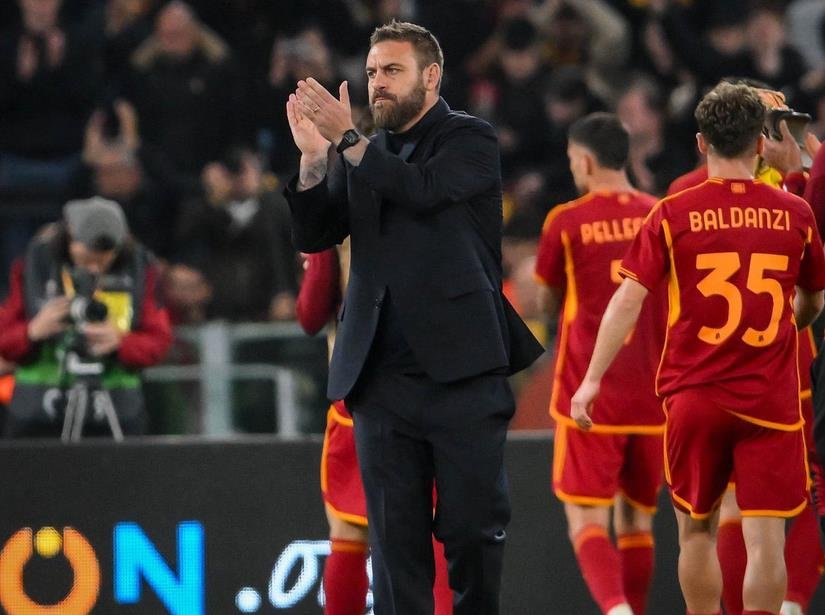 Delapan Bulan Melatih, Daniele De Rossi Dipecat AS Roma