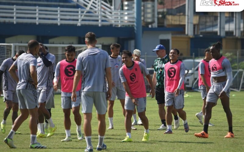 Cerita Kepindahan Adam Alis ke Persib Bandung