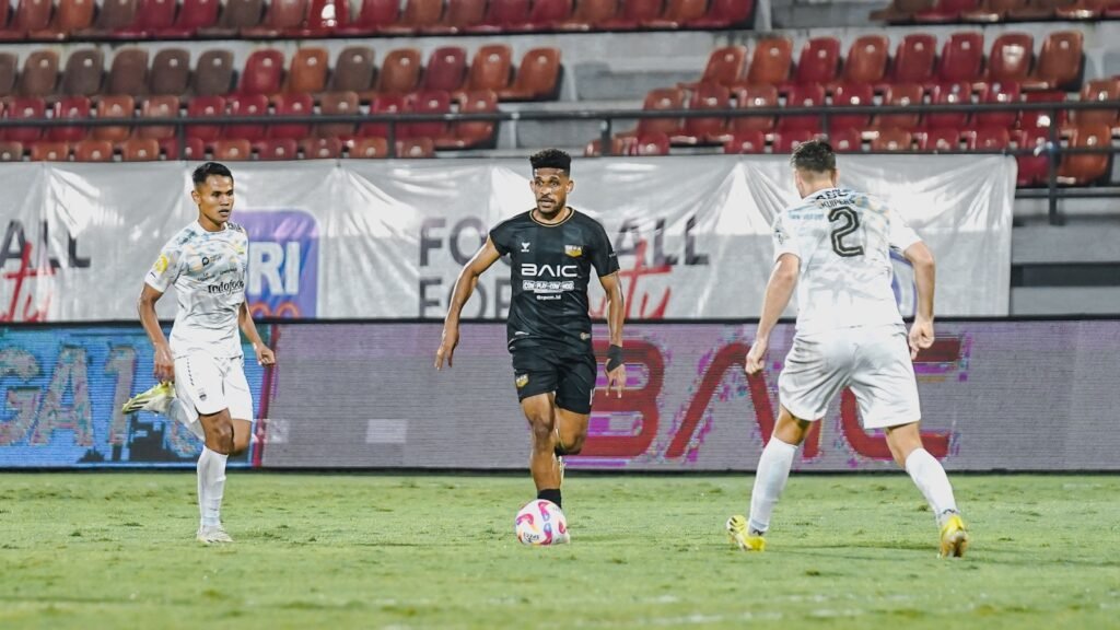 Hasil Liga 1 2024/2025: Seru, Dewa United FC dan Persib Bandung Berbagi Poin