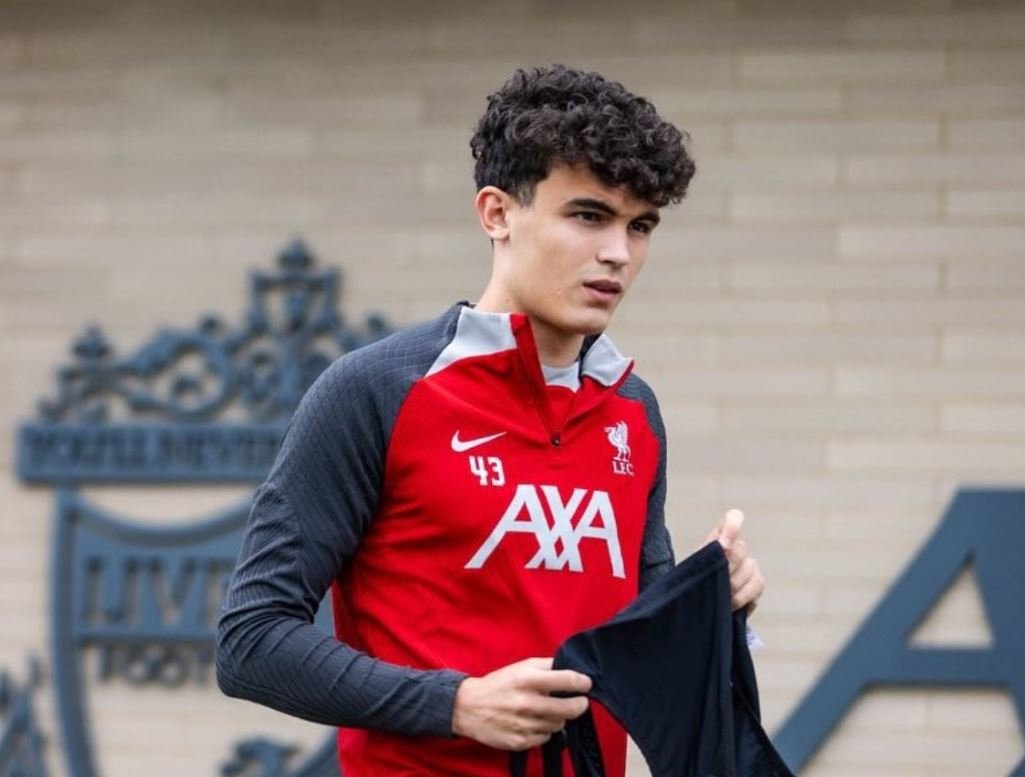 Marc Bernal Cedera, Barcelona Coba Salip Salzburg dalam Perburuan Stefan Bajcetic