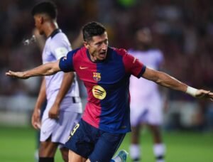 Robert Lewandowski, Terlahir Kembali di Bawah Arahan Hansi Flick