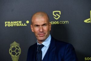 Zinedine Zidane dan Penolakan Halus untuk Manchester United