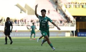 Banjir Tekanan, Hokky Caraka Menangis Setelah Cetak Brace ke Gawang Arema FC