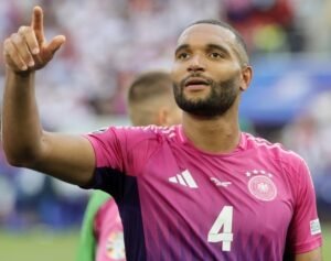 Derby d'Italia dalam Perebutan Servis Bek Bayer Leverkusen