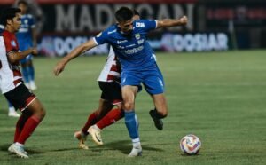 Hasil Liga 1 2024/2025: Persik Dikalahkan PSBS, Madura United Vs Persib Tanpa Pemenang