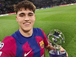 Cerita Pau Cubarsi Membagi Waktu antara Sepak Bola dan Sekolah