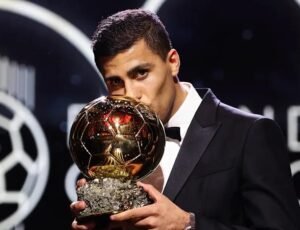 3 Alasan Mengapa Rodri Layak Memenangi Ballon d'Or 2024 ketimbang Vinicius Junior