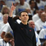Mark Daigneault Beri Penjelasan Thunder Terhempas dari Pacers di Akhir Gim 1