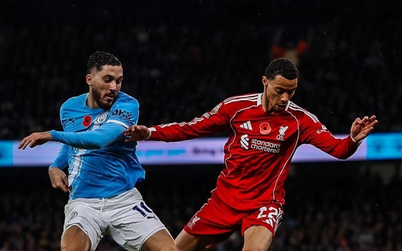 Legenda Manchester United Klaim Liverpool Sudah Keluar dari Daftar Kandidat Juara