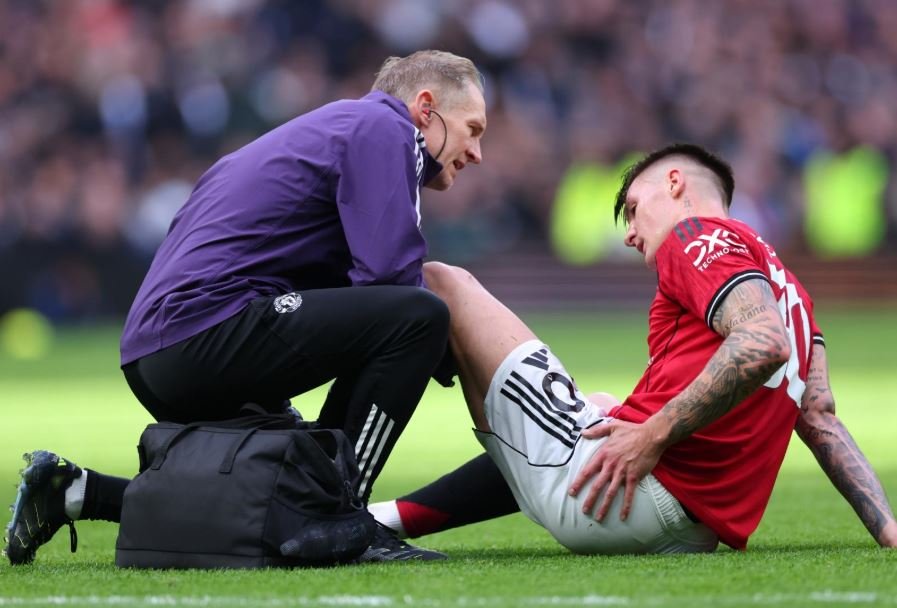 Rahasiakan Kondisi Cedera Benjamin Sesko, Manchester United Dikecam Pelatih Timnas Slovenia