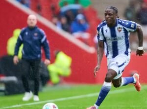 Gara-gara Hansi Flick Tidak Setuju, Barcelona Akhirnya Batal Rekrut Etta Eyong