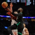 Rekor 30+ Poin Jaylen Brown Kini Menyamai Larry Bird