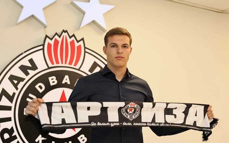 Mengenal Andrej Kostic, Calon Striker AC Milan yang Baru Berusia 18 Tahun