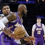 Giannis Antetokounmpo Sukses Jadi “Pawang” LeBron James