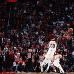 Tripoin Kemenangan Sekaligus Obat Sakit Hati Kevin Durant