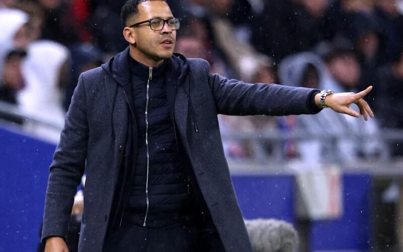 Melihat Perjalanan Pelatih Baru Chelsea, Liam Rosenior di Dunia Sepak Bola