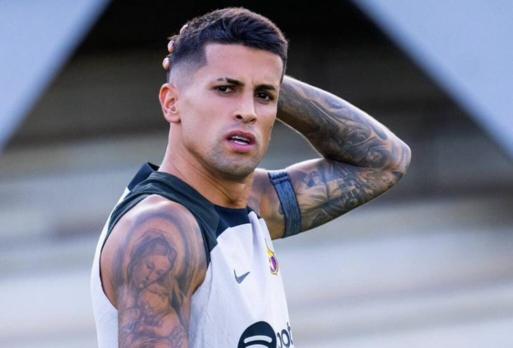 Tinggalkan Al-Hilal, Full-Back Timnas Portugal Kembali ke Barcelona