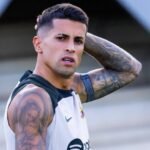 Tinggalkan Al-Hilal, Full-Back Timnas Portugal Kembali ke Barcelona
