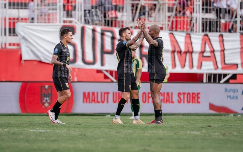 Hasil Super League 2025/2026: Malut United Bungkam PSBS Biak 6-2, Persib Turun ke Peringkat 4