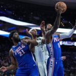Embiid dan George Cetak 61 Poin Untuk Benamkan Bucks