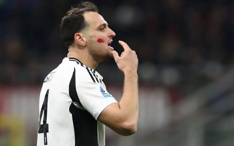 Juventus Pertimbangkan Barter Pemain dengan AC Milan