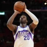 Ada Tumor di Lutut, Jaren Jackson Jr. Istirahat Sampai Akhir Musim