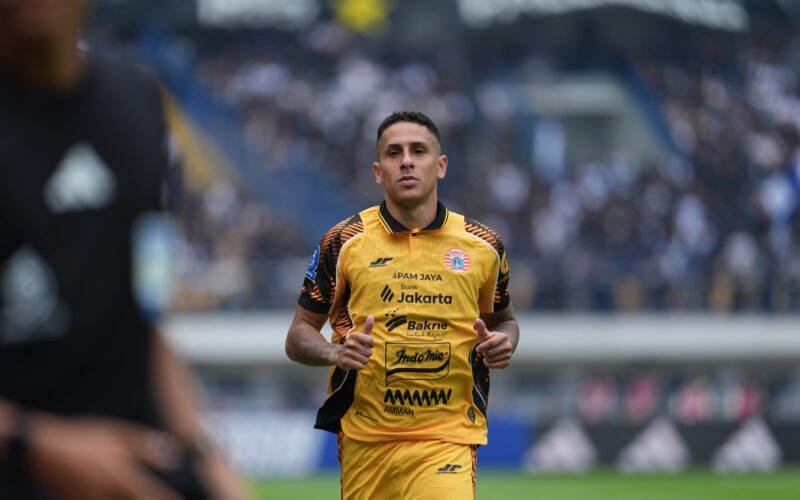 Persija Kalah dari Persib Akibat Dua Kesalahan Individu