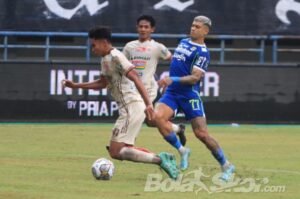 Prediksi Persib Bandung vs Persija Jakarta 11 Januari 2026, Merebutkan Takhta Juara Paruh Musim