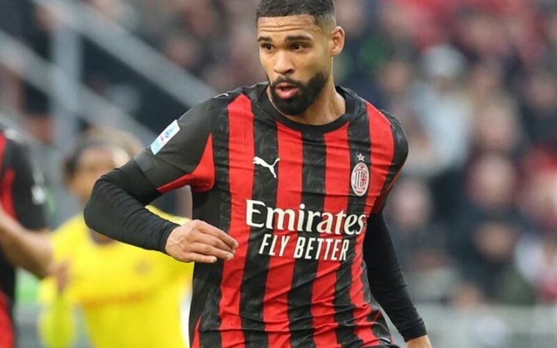 Dua Setan Merah Saling Membantu, AC Milan Tawarkan Pemainnya kepada Manchester United