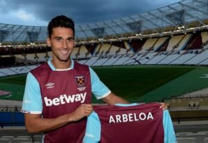 5 Transfer Pemain Teraneh yang Mungkin Terlupakan pada 2016